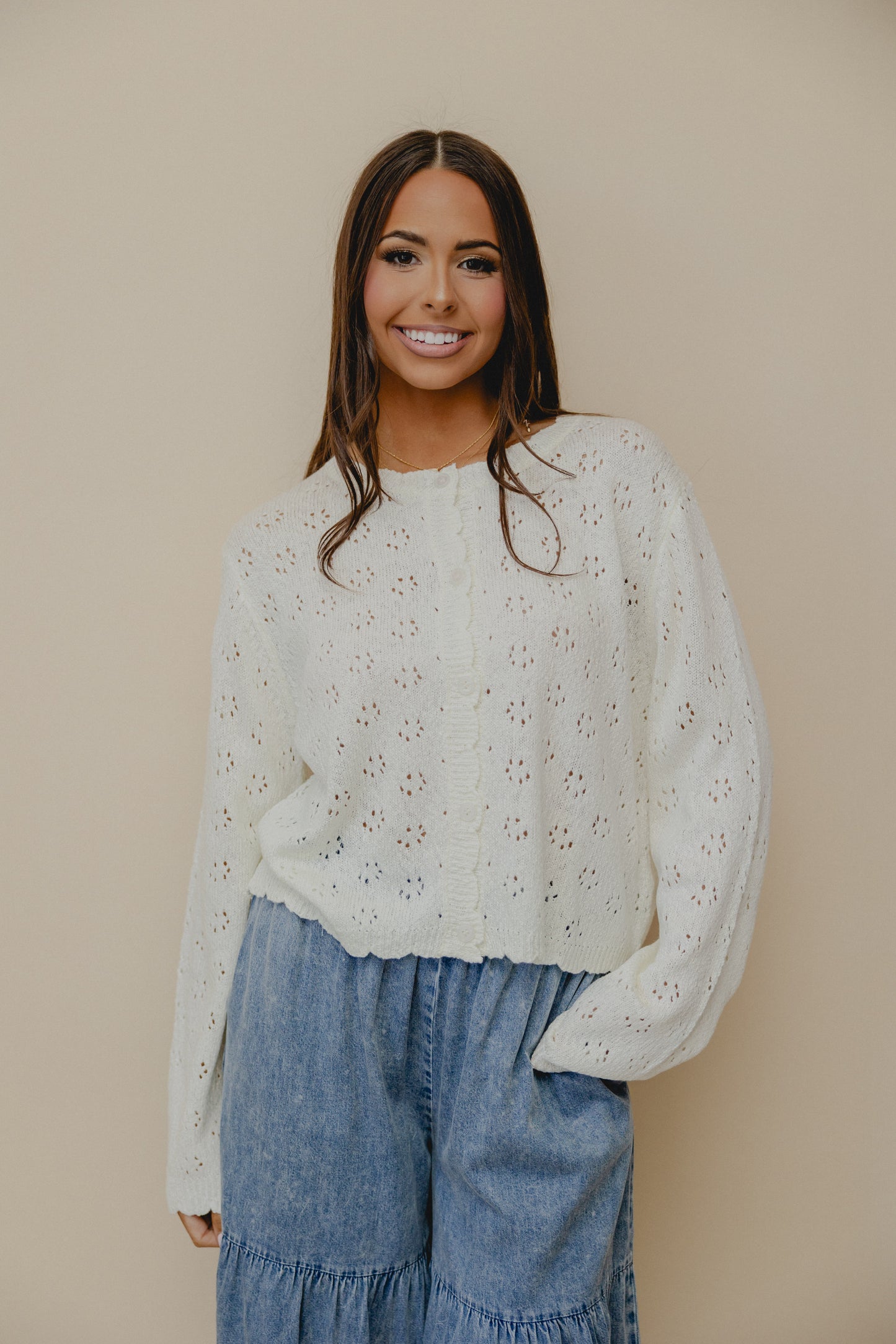 Quinn Scallop Edge Cardigan White